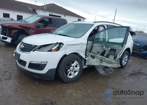 2017 Chevrolet Traverse Ls z USA, uszkodzony, nr VIN 1GNKVFED0HJ197306